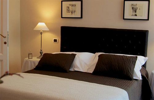 Bed & Breakfast Mazzini Rome