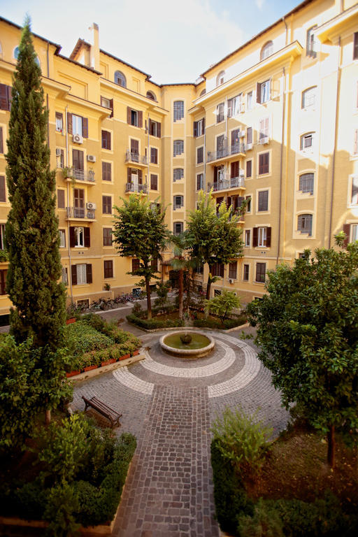 Bed & Breakfast Residenza Mazzini Rome
